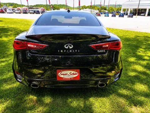 More photos of 2018 INFINITI Q60 Red Sport 400 at Susan Schein Automotive - Pelham, AL