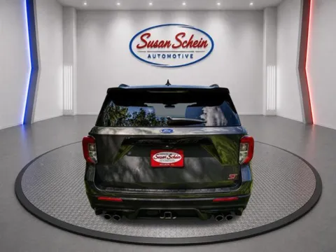 More photos of 2020 Ford Explorer ST at Susan Schein Automotive - Pelham, AL