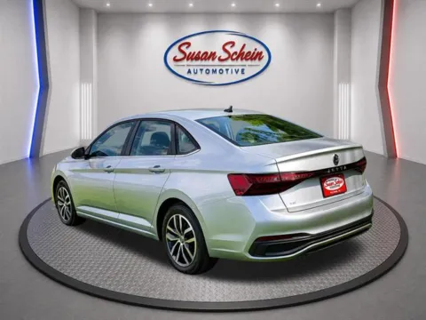 More photos of 2025 Volkswagen Jetta SE at Susan Schein Automotive - Pelham, AL