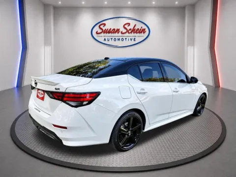 More photos of 2023 Nissan Sentra SR at Susan Schein Automotive - Pelham, AL