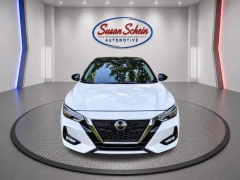 Photos of 2023 Nissan Sentra SR for sale in Pelham, AL at Susan Schein Automotive - Pelham