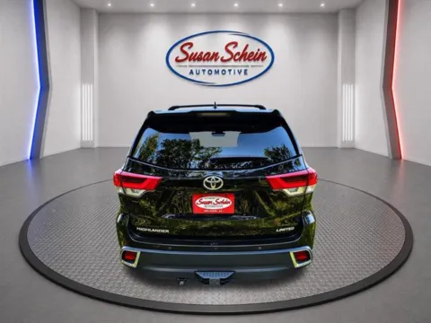 More photos of 2018 Toyota Highlander Limited at Susan Schein Automotive - Pelham, AL