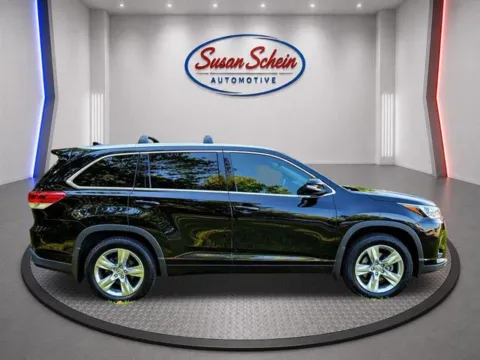 Another view of 2018 Toyota Highlander Limited for sale in Pelham, AL at Susan Schein Automotive - Pelham