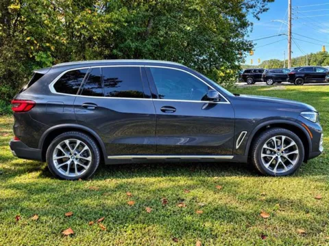 More photos of 2019 BMW X5 xDrive40i at Susan Schein Automotive - Pelham, AL