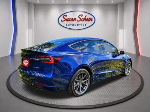 More photos of 2022 Tesla Model 3 Long Range at Susan Schein Automotive - Pelham, AL