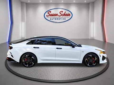 More photos of 2022 Kia K5 GT-Line at Susan Schein Automotive - Pelham, AL