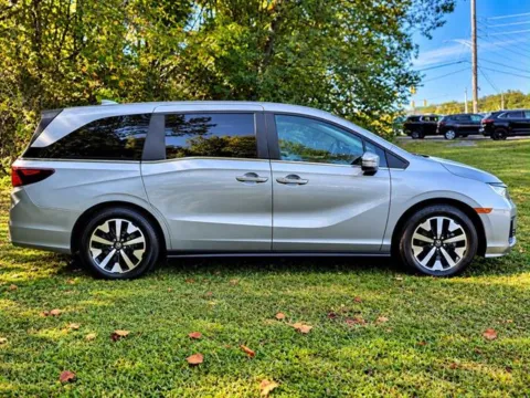 More photos of 2026 Honda Odyssey EX-L at Susan Schein Automotive - Pelham, AL