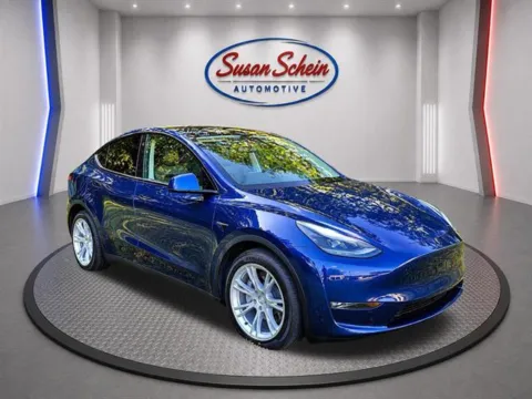 More photos of 2023 Tesla Model Y at Susan Schein Automotive - Pelham, AL