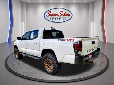 More photos of 2019 Toyota Tacoma SR V6 at Susan Schein Automotive - Pelham, AL