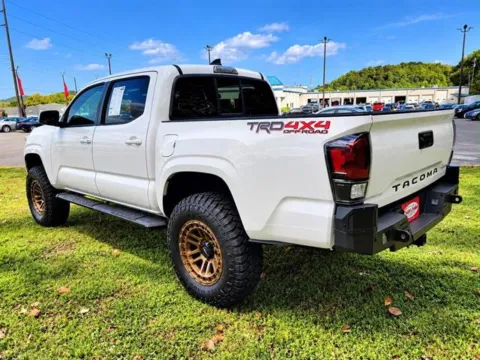 More photos of 2019 Toyota Tacoma SR V6 at Susan Schein Automotive - Pelham, AL