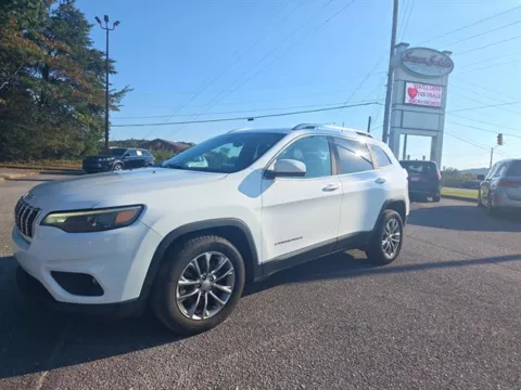 White 2020 Jeep Cherokee Latitude Plus for sale in Pelham, AL