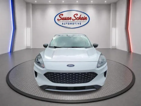 Photos of 2022 Ford Escape SE for sale in Pelham, AL at Susan Schein Automotive - Pelham