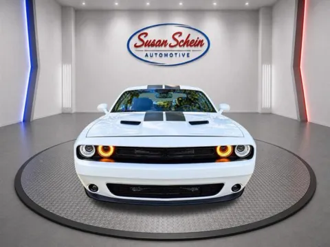 Photos of 2022 Dodge Challenger SXT for sale in Pelham, AL at Susan Schein Automotive - Pelham