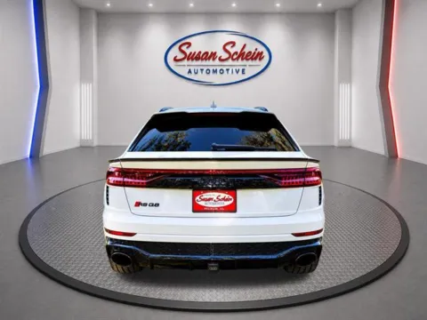 More photos of 2023 Audi RS Q8 4.0T quattro at Susan Schein Automotive - Pelham, AL