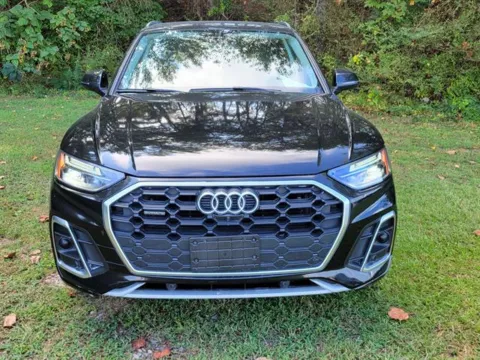 Photos of 2023 Audi RS Q8 4.0T quattro for sale in Pelham, AL at Susan Schein Automotive - Pelham