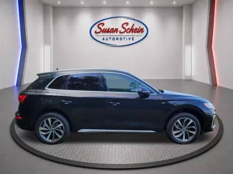 More photos of 2023 Audi RS Q8 4.0T quattro at Susan Schein Automotive - Pelham, AL