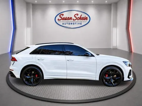 More photos of 2023 Audi RS Q8 4.0T quattro at Susan Schein Automotive - Pelham, AL