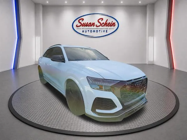 2023 Audi RS Q8