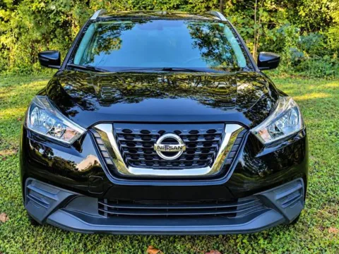 Photos of 2019 Nissan Kicks S for sale in Pelham, AL at Susan Schein Automotive - Pelham