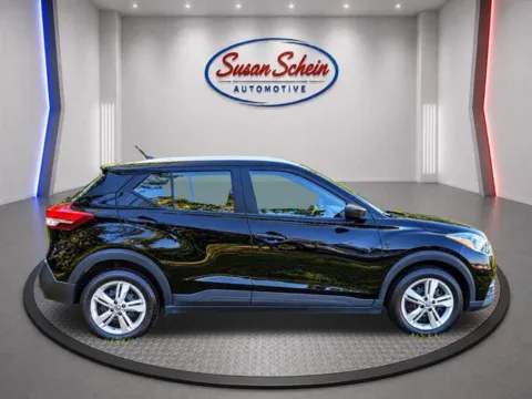 More photos of 2019 Nissan Kicks S at Susan Schein Automotive - Pelham, AL