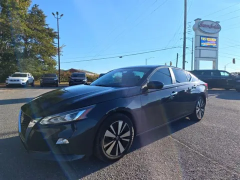 Blue 2021 Nissan Altima 2.5 SV for sale in Pelham, AL
