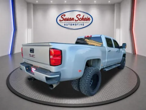 More photos of 2019 GMC Sierra 3500 HD Denali at Susan Schein Automotive - Pelham, AL