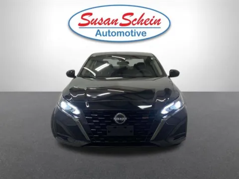 Photos of 2024 Nissan Altima 2.5 SR for sale in Pelham, AL at Susan Schein Automotive - Pelham