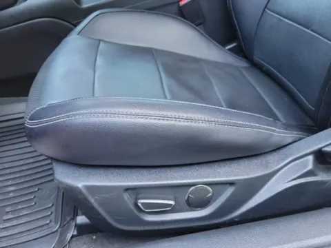 More photos of 2016 Ford Mustang GT at Susan Schein Automotive - Pelham, AL