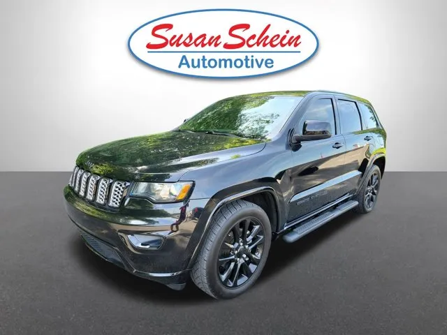 Black 2018 Jeep Grand Cherokee Altitude for sale in Pelham, AL
