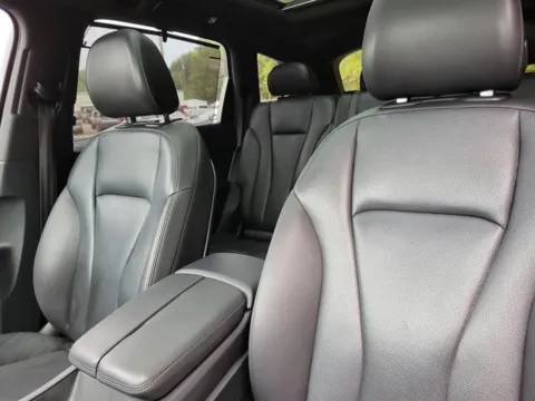 More photos of 2017 Audi Q7 3.0T quattro Prestige at Susan Schein Automotive - Pelham, AL