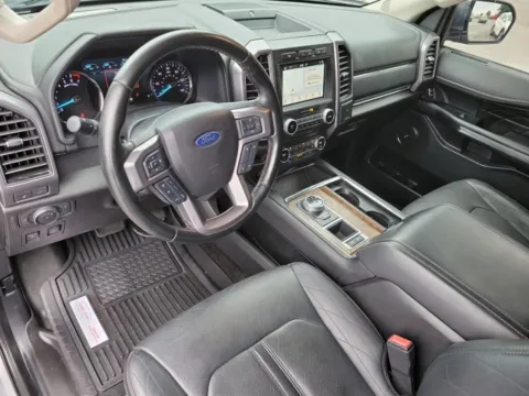 Photos of 2018 Ford Expedition Platinum for sale in Pelham, AL at Susan Schein Automotive - Pelham