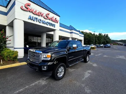 Blue 2018 GMC Sierra 2500HD Denali for sale in Pelham, AL
