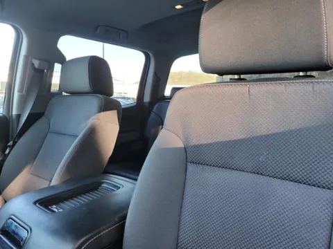 More photos of 2018 GMC Sierra 2500HD Denali at Susan Schein Automotive - Pelham, AL