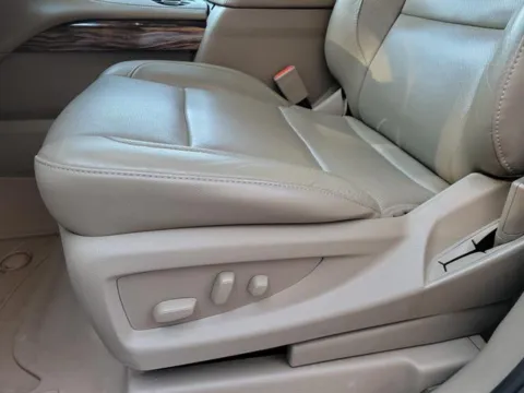 More photos of 2018 GMC Yukon SLT at Susan Schein Automotive - Pelham, AL