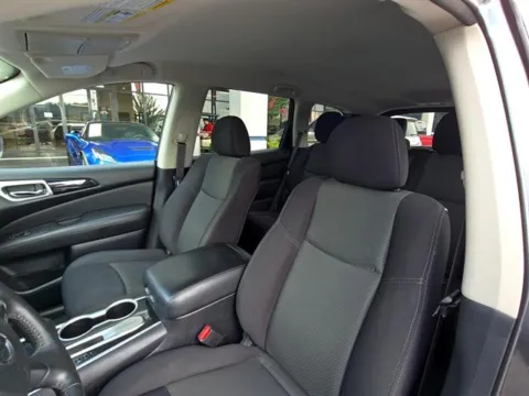 More photos of 2020 Nissan Pathfinder SV at Susan Schein Automotive - Pelham, AL