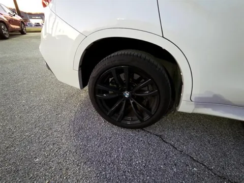 More photos of 2018 BMW X6 xDrive 50i xDrive50i at Susan Schein Automotive - Pelham, AL