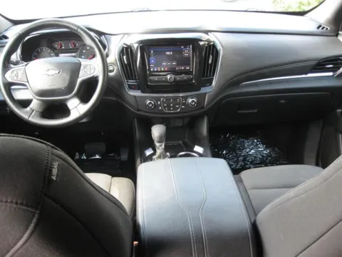 More photos of 2023 Chevrolet Traverse LT Cloth at Susan Schein Automotive - Pelham, AL