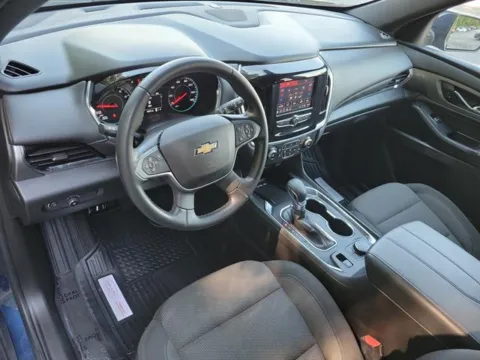 Photos of 2023 Chevrolet Traverse LT Cloth for sale in Pelham, AL at Susan Schein Automotive - Pelham
