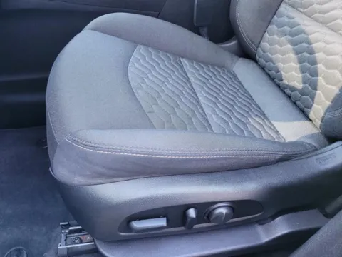 More photos of 2018 Chevrolet Equinox LT at Susan Schein Automotive - Pelham, AL