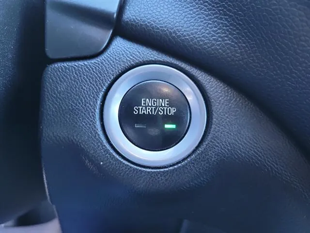 2018 Chevrolet Equinox LT - Photo 14