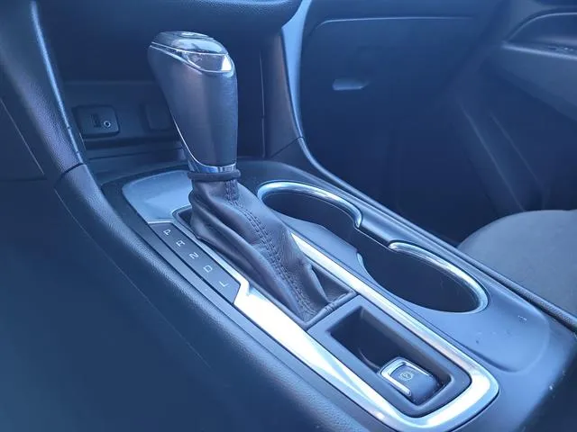 2018 Chevrolet Equinox LT - Photo 13