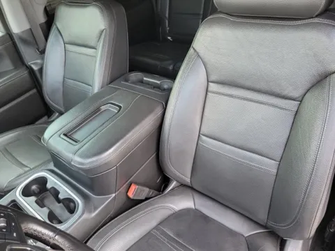 More photos of 2020 GMC Sierra 3500 HD Denali at Susan Schein Automotive - Pelham, AL