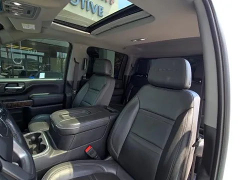 More photos of 2020 GMC Sierra 3500HD Denali at Susan Schein Automotive - Pelham, AL