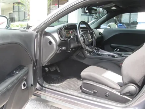 More photos of 2023 Dodge Challenger GT at Susan Schein Automotive - Pelham, AL