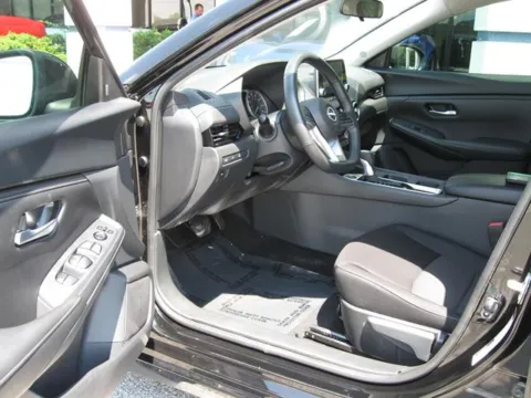 More photos of 2025 Nissan Sentra SV at Susan Schein Automotive - Pelham, AL