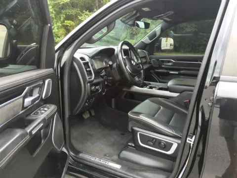 More photos of 2022 Ram 1500 Laramie at Susan Schein Automotive - Pelham, AL