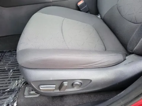 More photos of 2020 Toyota RAV4 XLE at Susan Schein Automotive - Pelham, AL