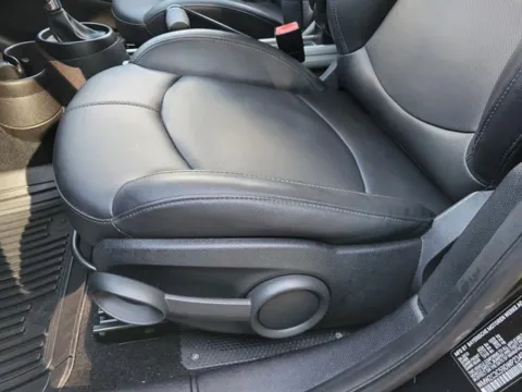 More photos of 2013 MINI Cooper Countryman Cooper S at Susan Schein Automotive - Pelham, AL