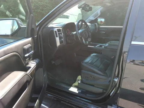More photos of 2015 GMC Sierra 1500 Denali at Susan Schein Automotive - Pelham, AL