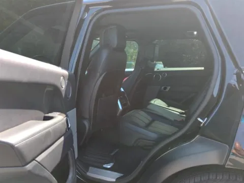 More photos of 2018 Land Rover Range Rover Sport HSE Td6 at Susan Schein Automotive - Pelham, AL